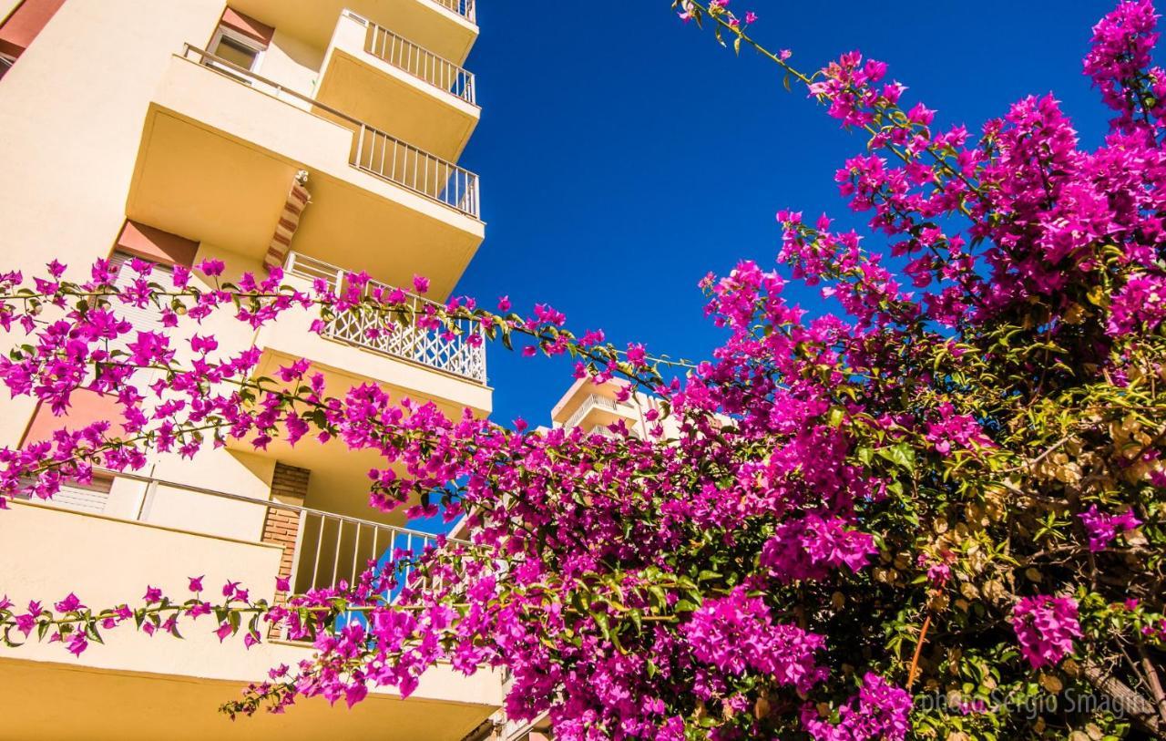 137 Minerva Apartamentos - Vista Al Mar - Piscina Y Playa - Cercano A Tren, Restaurantes Y Tiendas Benalmádena Exteriör bild